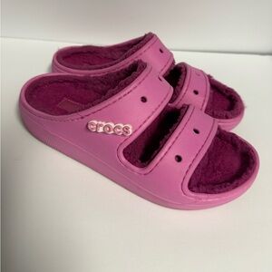 Crocs classic cozzzy sandals